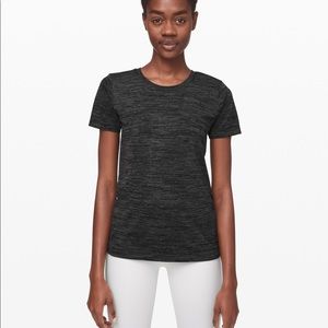 LULULEMON | Swiftly Relaxed Short Sleeve 2.0